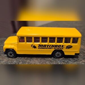 Matchbox Vintage Die Cast Collectable School Bus (3.5" x 1")